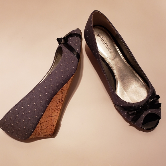 Chambray Style Open Toe Wedge - Picture 1 of 5